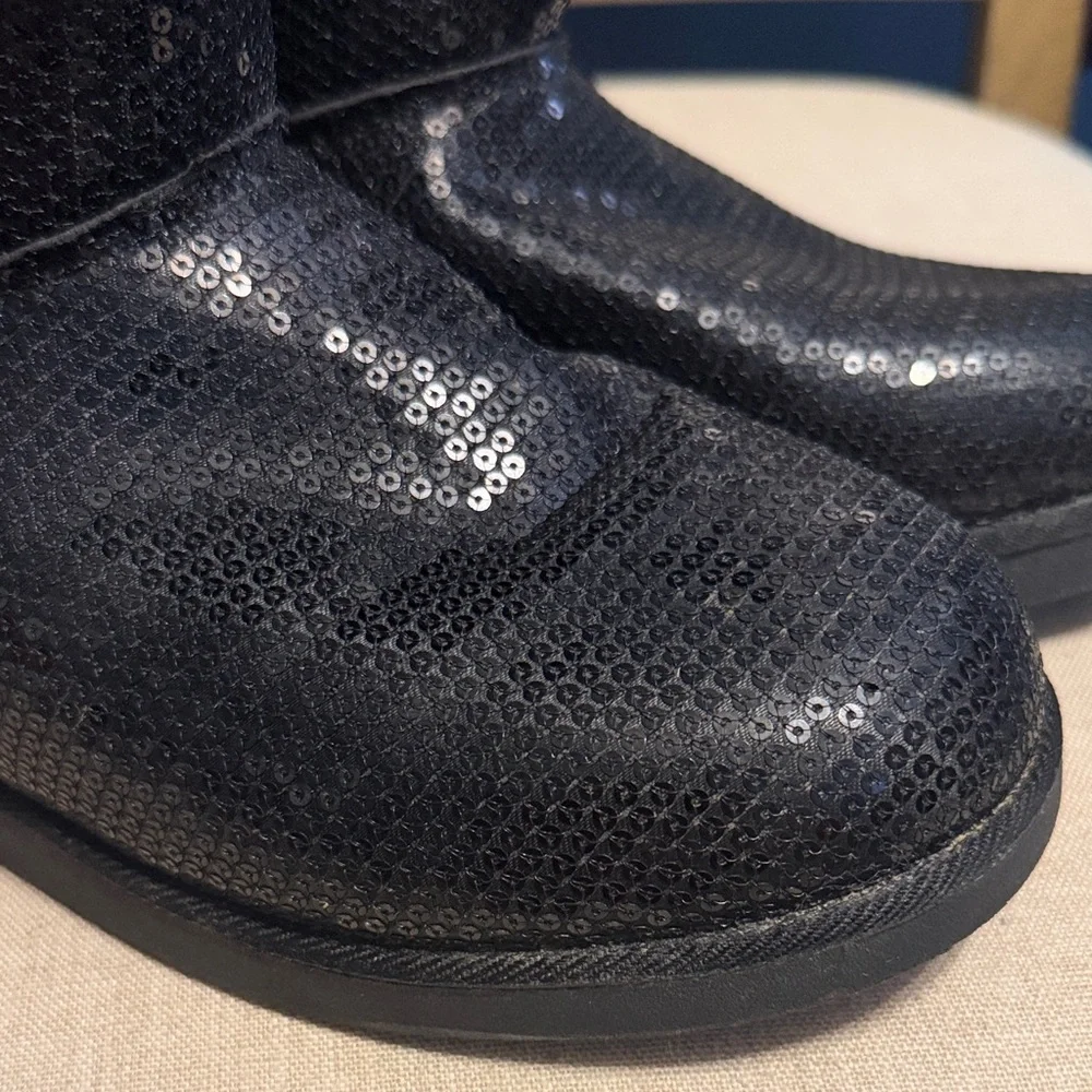 Juicy Couture cute boots